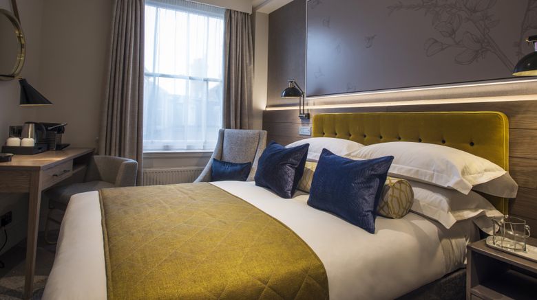 <b>Sloane Place Room</b>. Images powered by <a href="https://www.leonardoworldwide.com/" title="Leonardo Worldwide" target="_blank">Leonardo</a>.