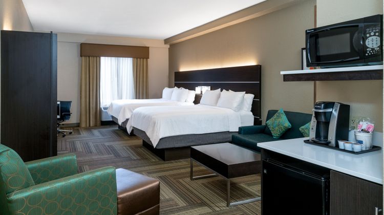 Holiday Inn Express Ashland Room