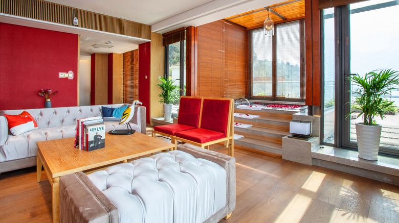 <b>Hotel Indigo Dali Erhai Suite</b>. Images powered by <a href="https://www.leonardoworldwide.com/" title="Leonardo Worldwide" target="_blank">Leonardo</a>.