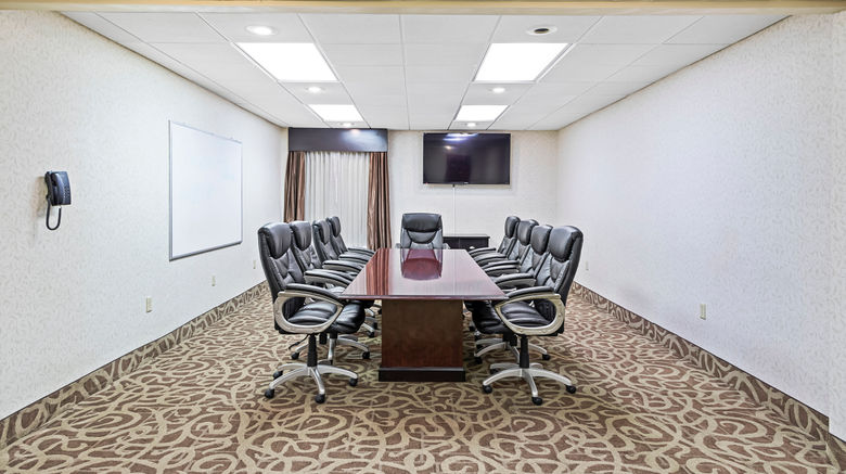 <b>Holiday Inn St. Petersburg West Meeting</b>. Images powered by <a href="https://www.leonardoworldwide.com/" title="Leonardo Worldwide" target="_blank">Leonardo</a>.