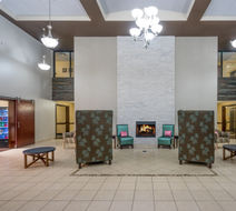 Holiday Inn Express & Suites Gadsden W-N Lobby