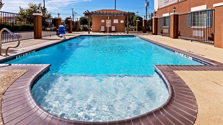 <b>Candlewood Suites Baytown Pool</b>. Images powered by <a href="https://www.leonardoworldwide.com/" title="Leonardo Worldwide" target="_blank">Leonardo</a>.