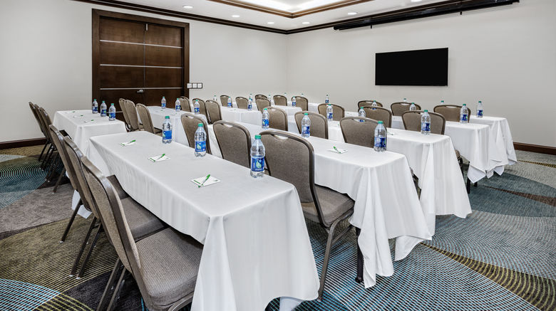 <b>Holiday Inn Hotel & Suites Meeting</b>. Images powered by <a href="https://www.leonardoworldwide.com/" title="Leonardo Worldwide" target="_blank">Leonardo</a>.