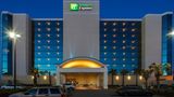 Holiday Inn Express & Suites VA Beach Exterior