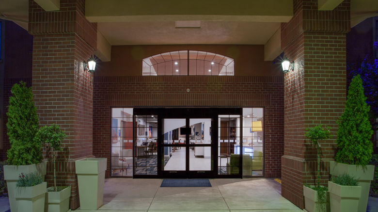 <b>Holiday Inn Express & Suites Davis Exterior</b>. Images powered by <a href="https://www.leonardoworldwide.com/" title="Leonardo Worldwide" target="_blank">Leonardo</a>.