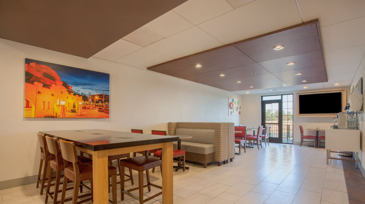 Holiday Inn Express & Suites Davis Restaurant