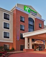Holiday Inn Express Yukon