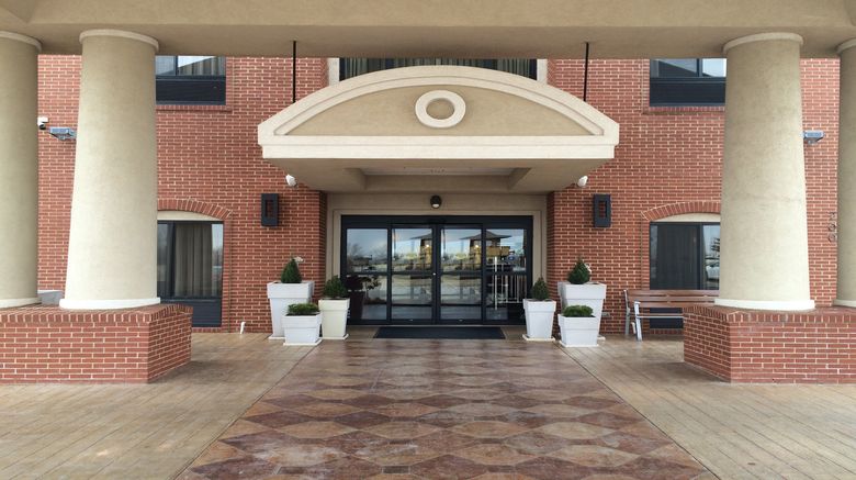 <b>Holiday Inn Express Yukon Exterior</b>. Images powered by <a href="https://www.leonardoworldwide.com/" title="Leonardo Worldwide" target="_blank">Leonardo</a>.