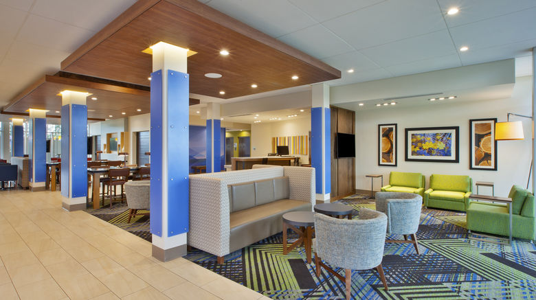 <b>Holiday Inn Express South Hill Lobby</b>. Images powered by <a href="https://www.leonardoworldwide.com/" title="Leonardo Worldwide" target="_blank">Leonardo</a>.