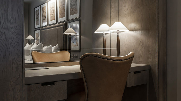 Dakota Manchester Room