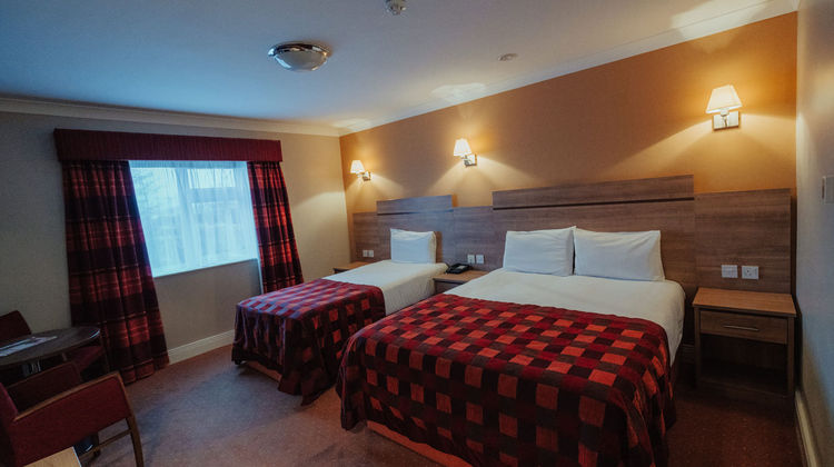 Corrs Corner Hotel Room