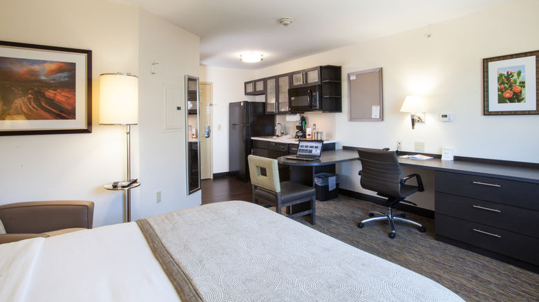 <b>Candlewood Suites New Braunfels Room</b>. Images powered by <a href="https://www.leonardoworldwide.com/" title="Leonardo Worldwide" target="_blank">Leonardo</a>.