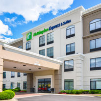 Holiday Inn Express & Suites Northwest