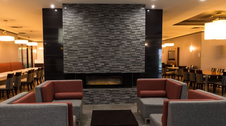 Holiday Inn Express Edmonton Downtown Lobby