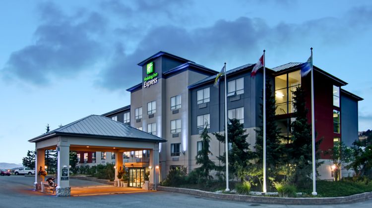 Holiday Inn Express Exterior