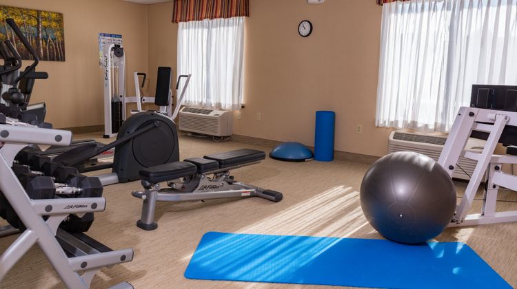 Holiday Inn Express Newington Health Club