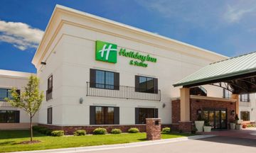 Holiday Inn Lakeville