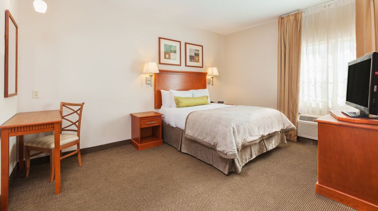 Candlewood Suites Georgetown Suite
