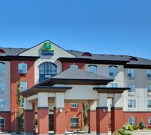 Holiday Inn Express Exterior