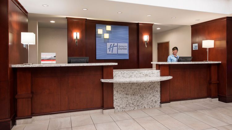 Holiday Inn Express Lobby