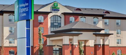 Holiday Inn Express Exterior