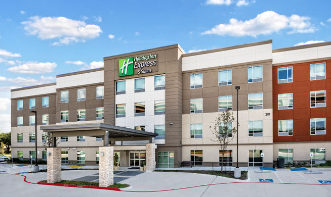 Holiday Inn Express & Suites Round Rock Exterior