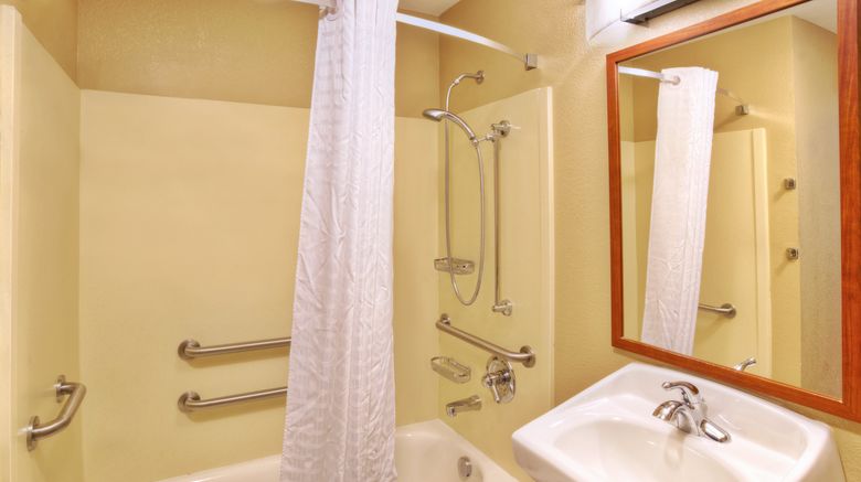 <b>Candlewood Suites Fort Stockton Room</b>. Images powered by <a href="https://www.leonardoworldwide.com/" title="Leonardo Worldwide" target="_blank">Leonardo</a>.