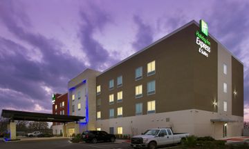 Holiday Inn Express/Suites New Braunfels