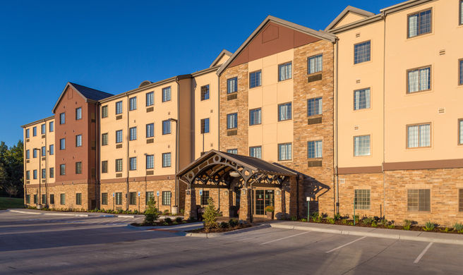Staybridge Suites Omaha West Exterior