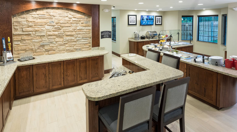<b>Staybridge Suites Omaha West Restaurant</b>. Images powered by <a href="https://www.leonardoworldwide.com/" title="Leonardo Worldwide" target="_blank">Leonardo</a>.