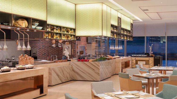 Crowne Plaza Dalian Sports Center Restaurant