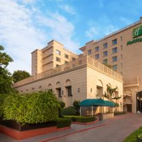 Holiday Inn Agra MG Road