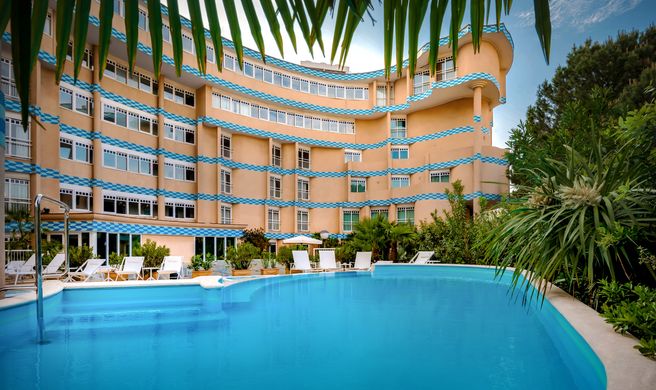 Savoia Hotel Rimini Exterior