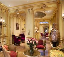 Hotel Belfast Lobby