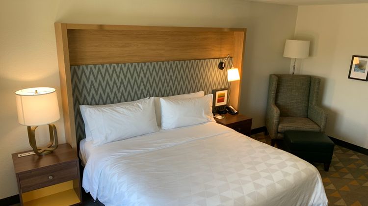 Holiday Inn Baton Rouge-South Room