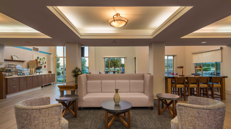 Holiday Inn Express Lobby