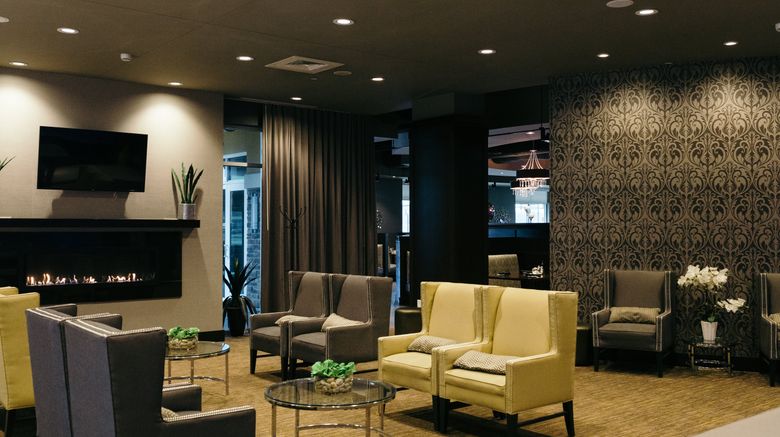 <b>Holiday Inn Hotel & Suites East Peoria Lobby</b>. Images powered by <a href="https://www.leonardoworldwide.com/" title="Leonardo Worldwide" target="_blank">Leonardo</a>.