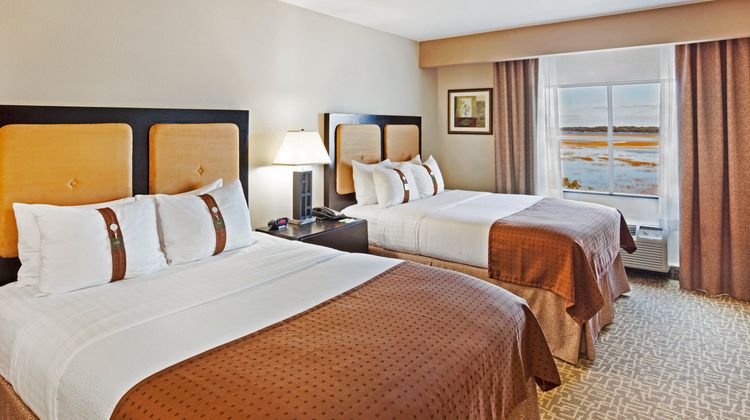 Holiday Inn Beaufort Room