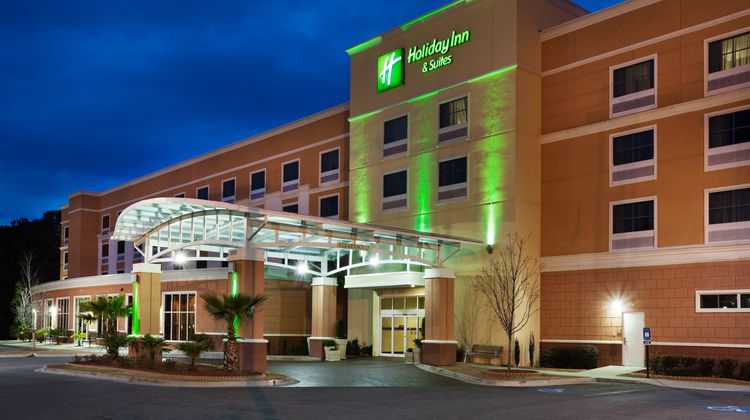 Holiday Inn Beaufort Exterior