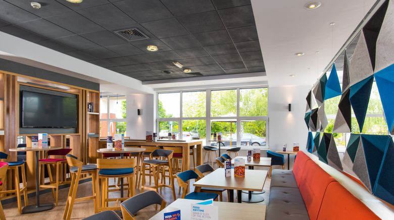<b>Holiday Inn Express Burton on Trent Restaurant</b>. Images powered by <a href="https://www.leonardoworldwide.com/" title="Leonardo Worldwide" target="_blank">Leonardo</a>.
