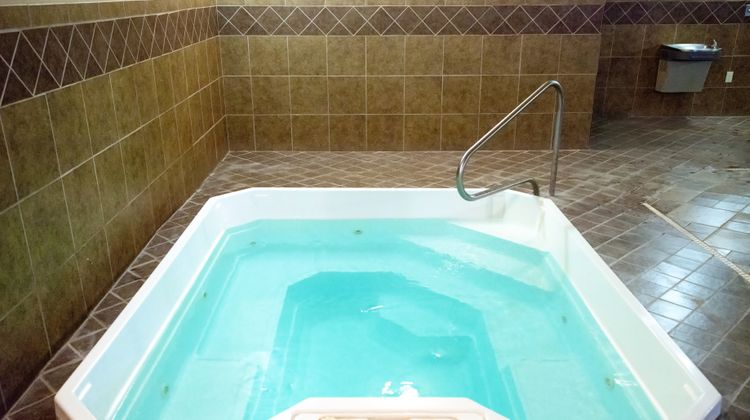 Holiday Inn Express Pool