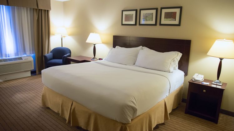 Holiday Inn Express Room