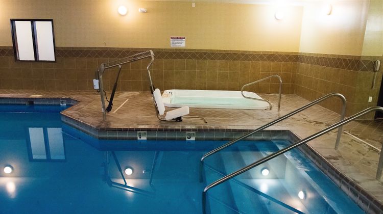 Holiday Inn Express Pool