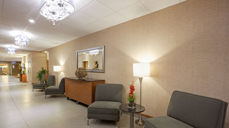 Holiday Inn Express & Suites Meeting