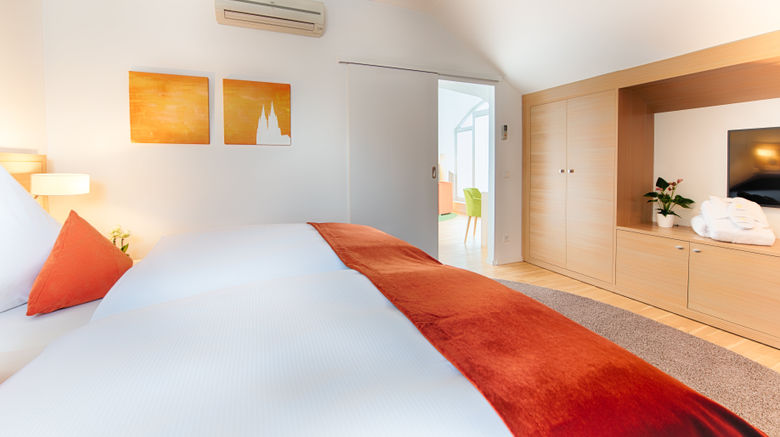 <b>Welcome Hotel Marburg Suite</b>. Images powered by <a href="https://www.leonardoworldwide.com/" title="Leonardo Worldwide" target="_blank">Leonardo</a>.