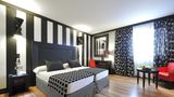 <b>Salles Hotel Aeroport Girona Room</b>. Images powered by <a href="https://www.leonardoworldwide.com/" title="Leonardo Worldwide" target="_blank">Leonardo</a>.