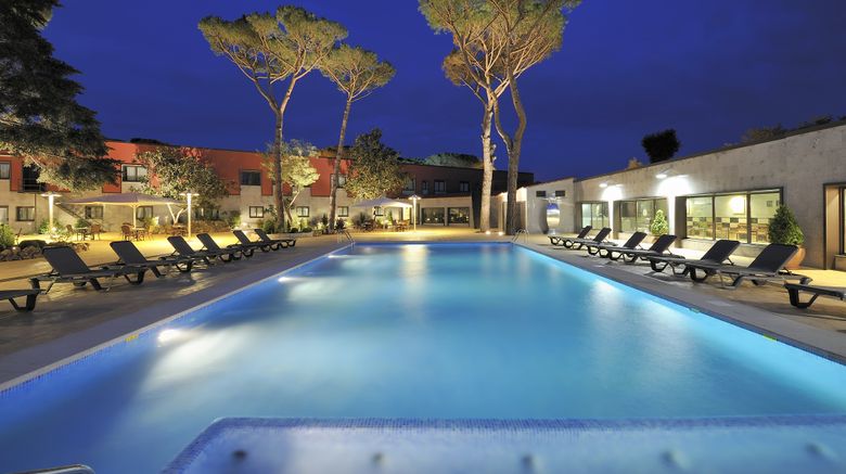 <b>Salles Hotel Aeroport Girona Pool</b>. Images powered by <a href="https://www.leonardoworldwide.com/" title="Leonardo Worldwide" target="_blank">Leonardo</a>.
