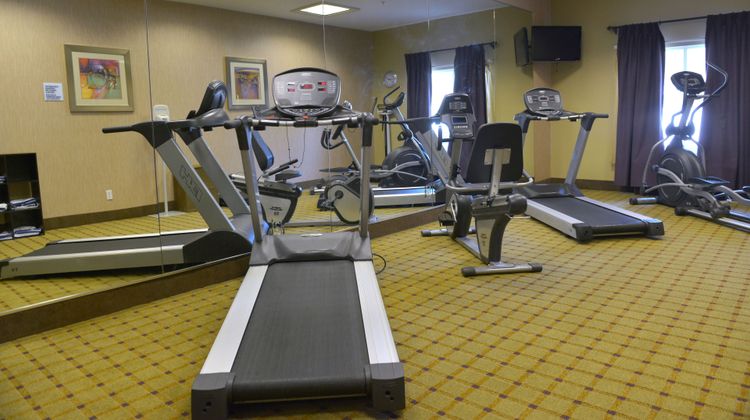 Holiday Inn Express Hotel & Suites Health Club