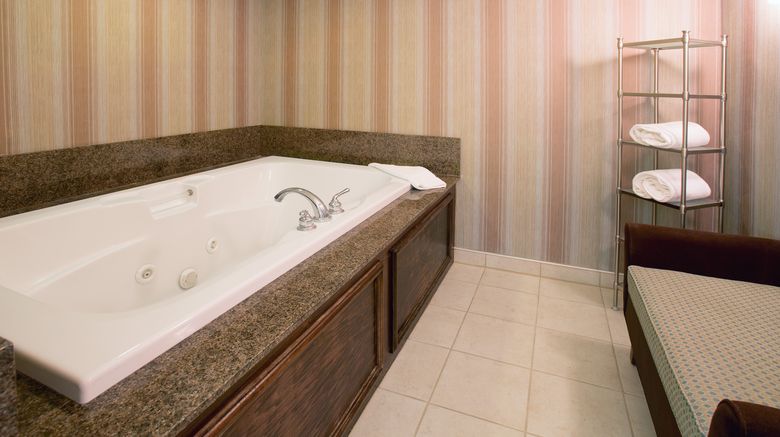 <b>Holiday Inn Express Plainfield Suite</b>. Images powered by <a href="https://www.leonardoworldwide.com/" title="Leonardo Worldwide" target="_blank">Leonardo</a>.