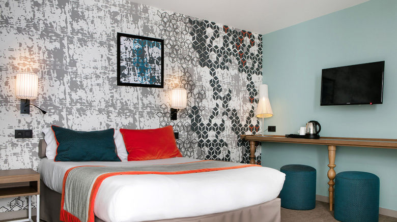<b>Hotel des Nations Saint Germain Room</b>. Images powered by <a href="https://www.leonardoworldwide.com/" title="Leonardo Worldwide" target="_blank">Leonardo</a>.